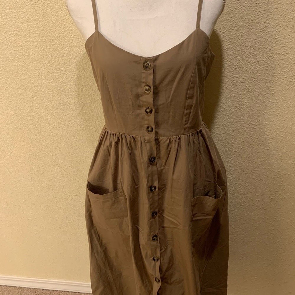 Maxi khaki bottom down dress